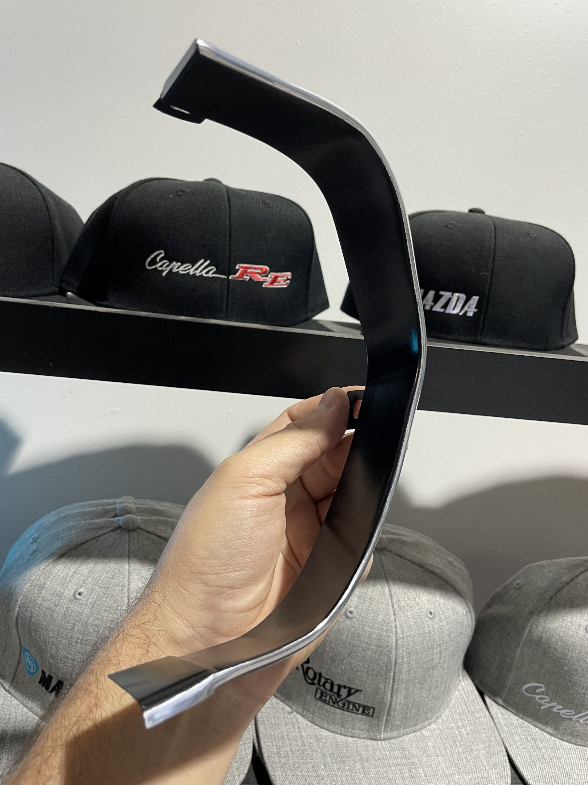 Rx2 Capella Black/Polished Grill Corner Trims