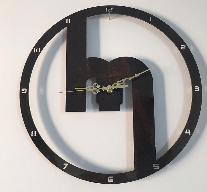 M Rusty Clock